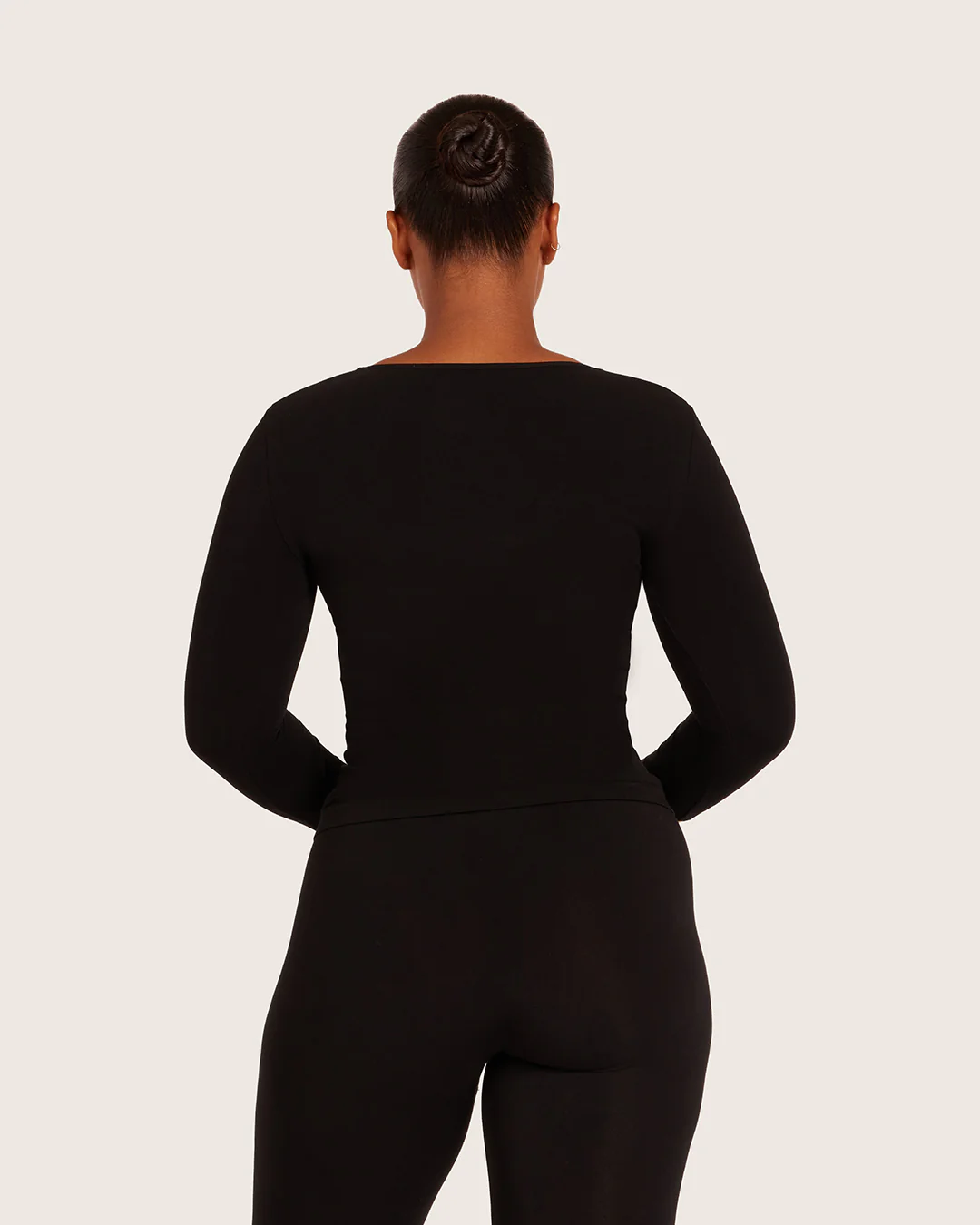 Base Layer 3/4 Sleeve Top - Black - Image 8