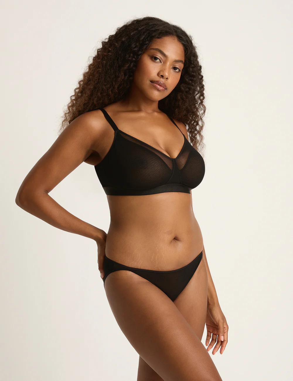 FreeMesh Full Bust Wireless Bra - Black - Image 6
