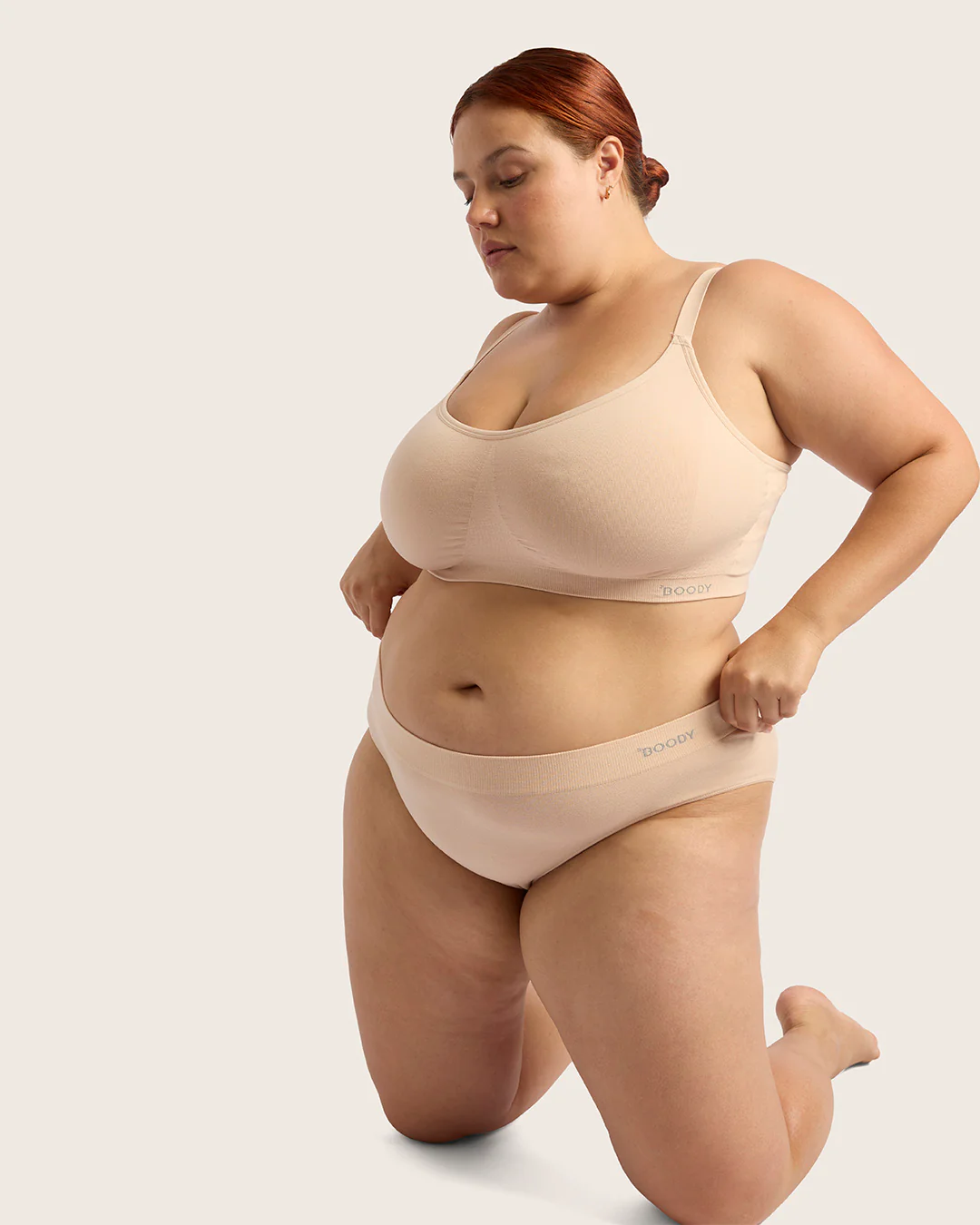 Full Bust Wireless Bra - Shell - Image 10