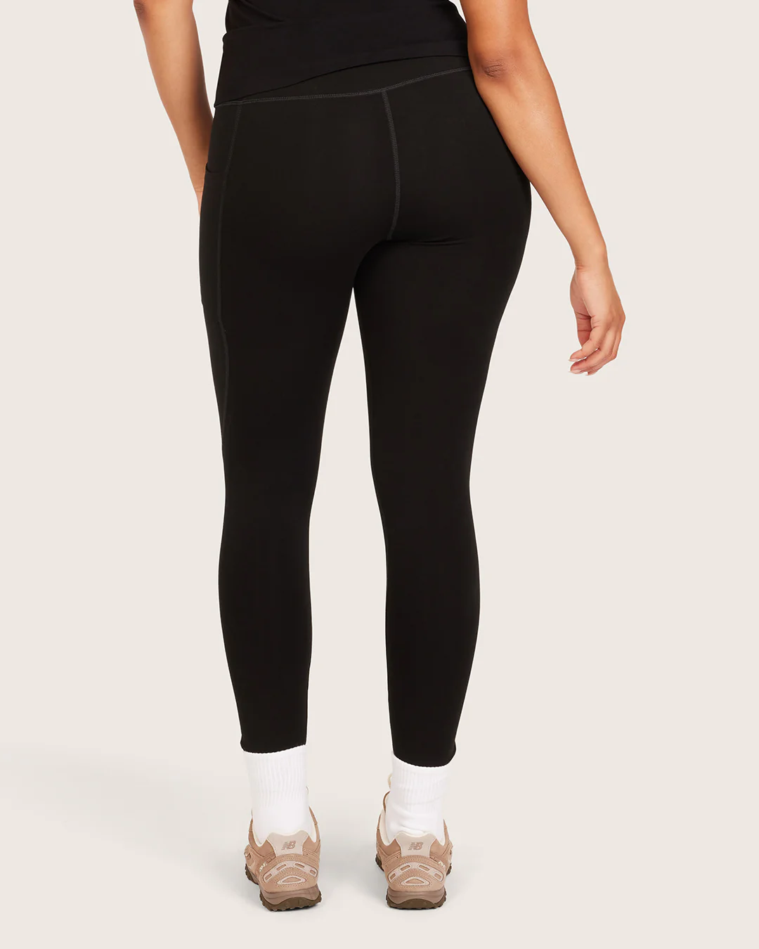 High Waist Leggings with Pocket - Black - Image 10