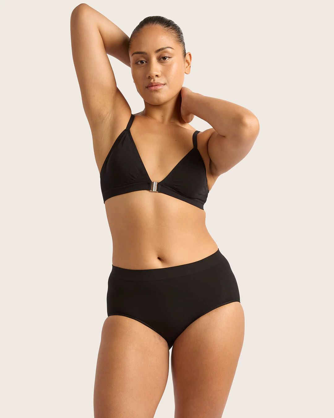 LYOLYTE Padded Bralette - Black - Image 10