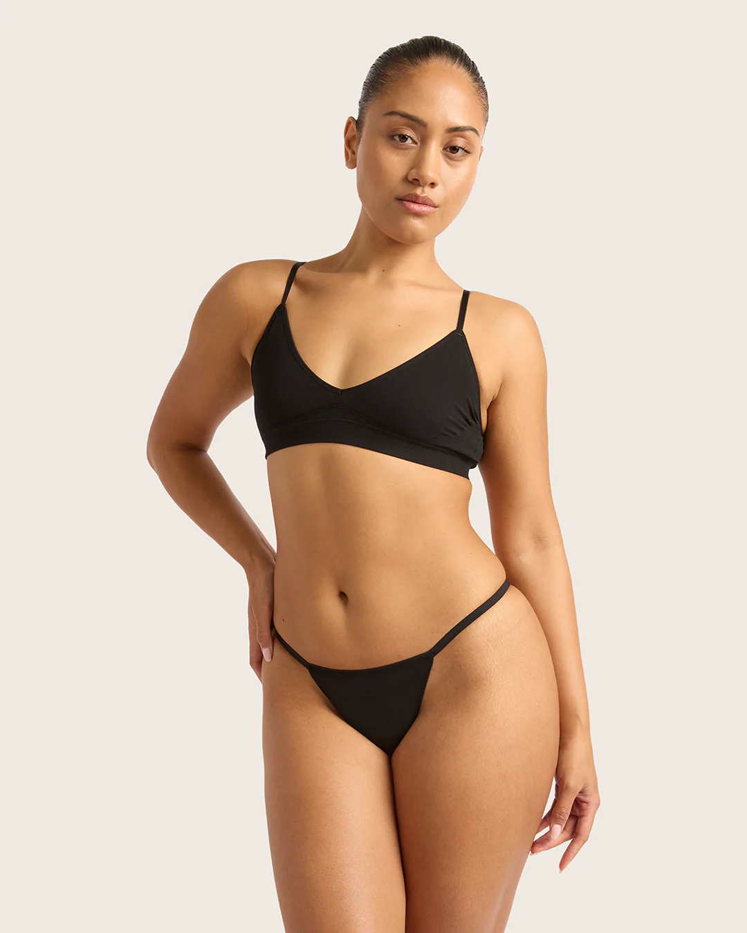 LYOLYTE Thin G-String - Black - Image 11