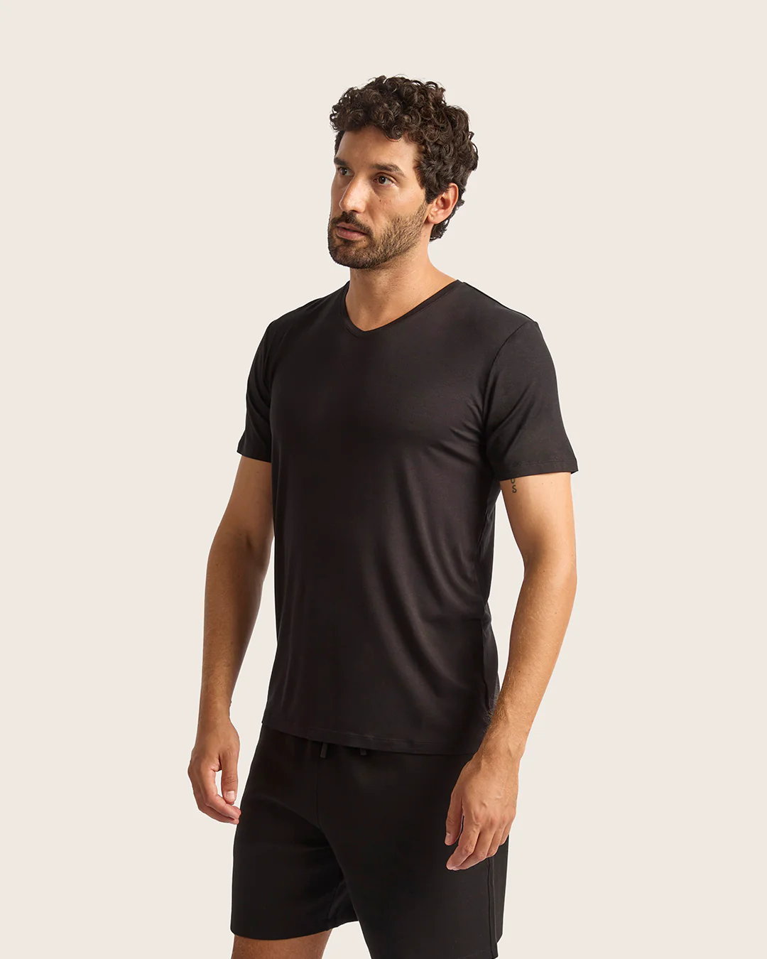 Men's Base Layer V-Neck T-Shirt - Black - Image 2