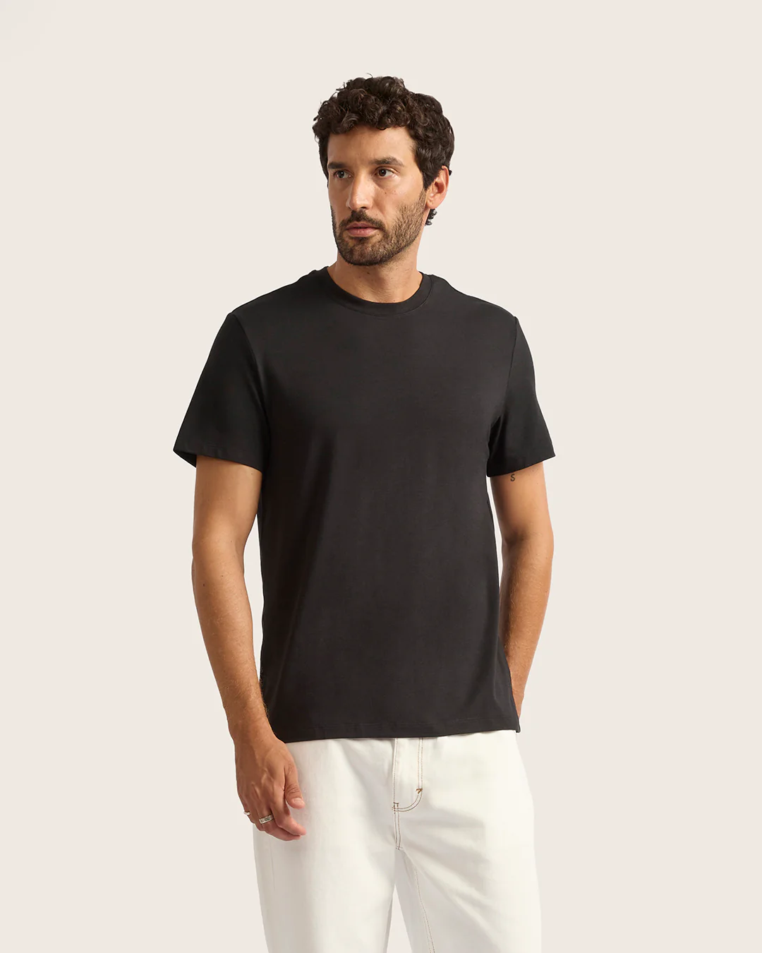 Men's Classic Crew Neck T-Shirt - Black - Image 3