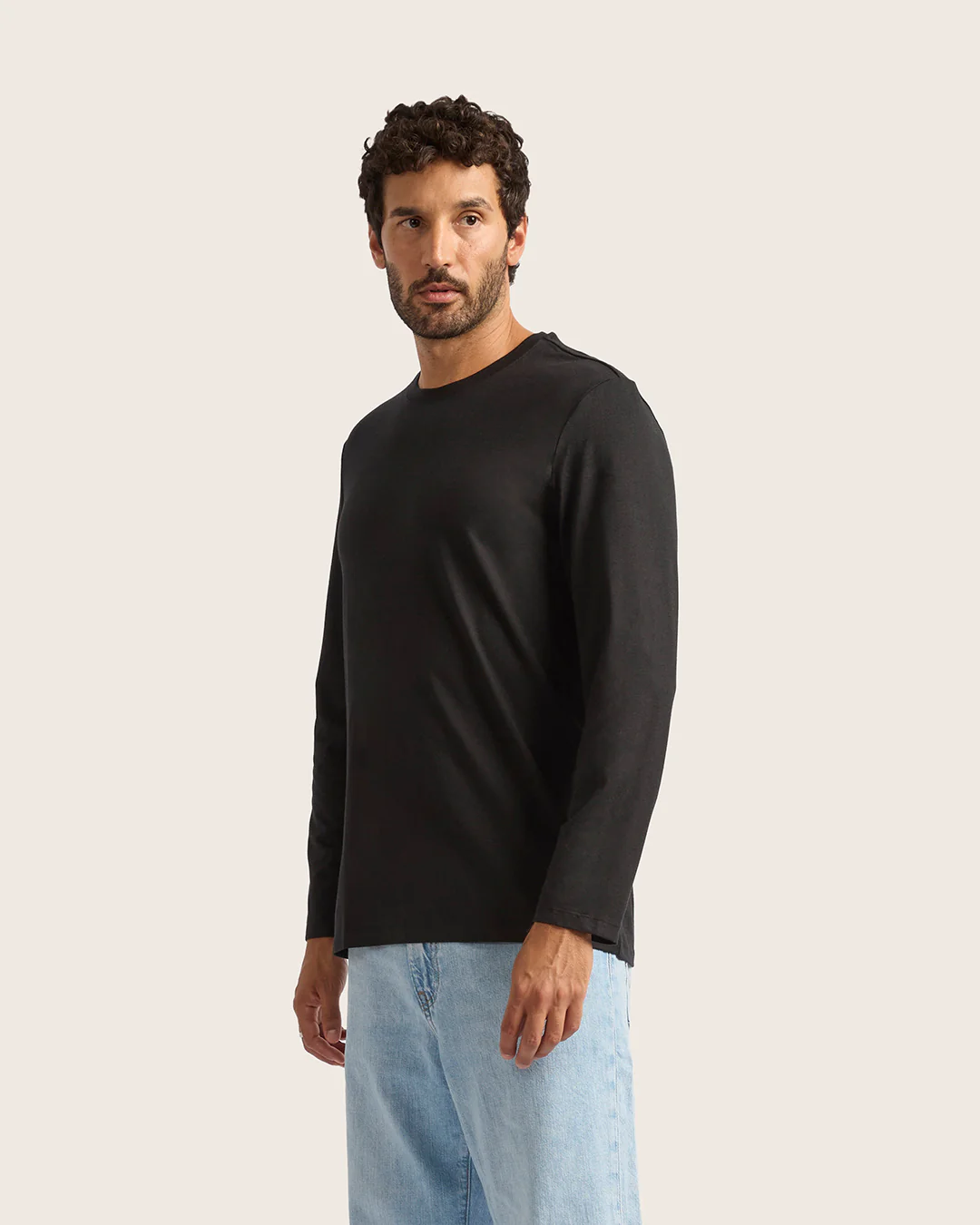 Men's Classic Long Sleeve T-Shirt - Black - Image 3