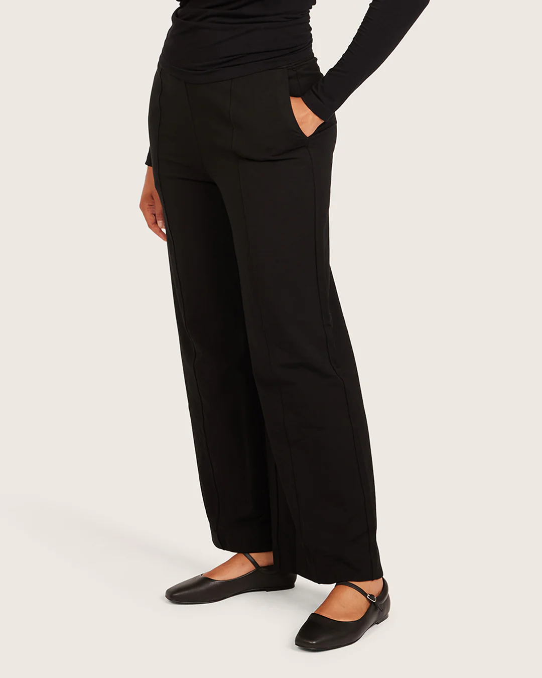 Relaxed Leg Pants - Regular - Black - Image 11