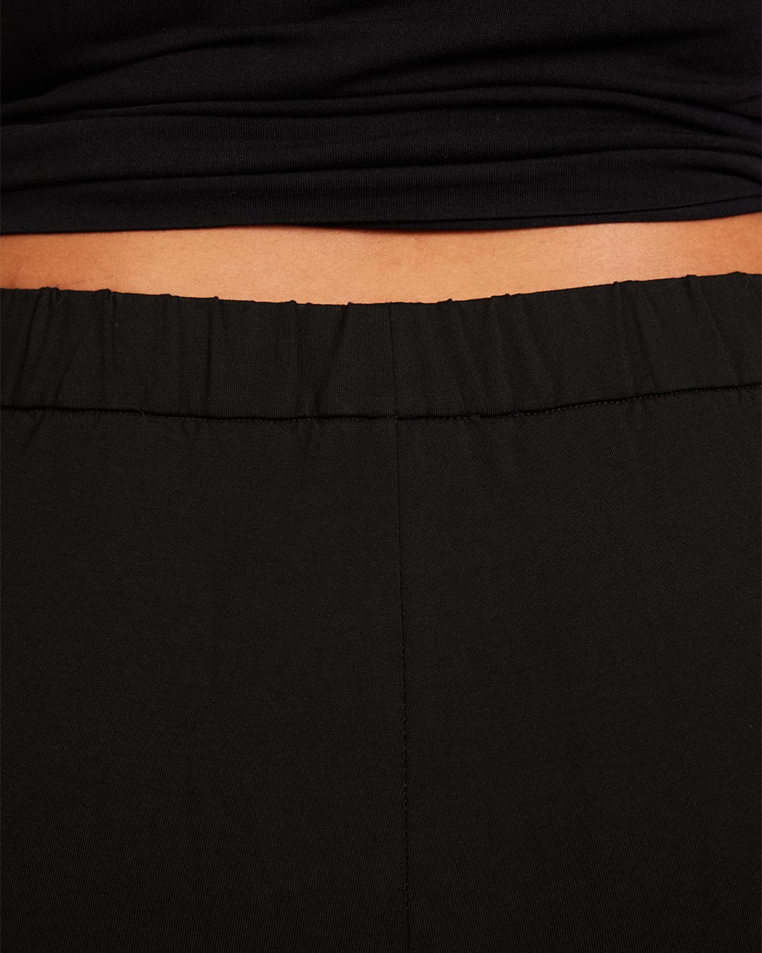 Relaxed Leg Pants - Regular - Black - Image 13