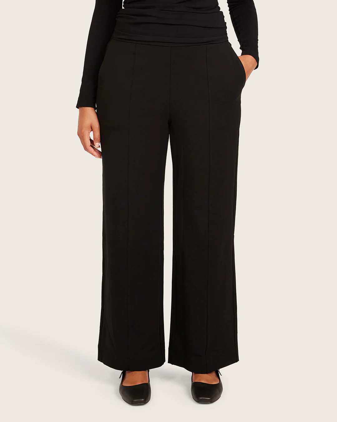 Relaxed Leg Pants - Regular - Black - Image 9