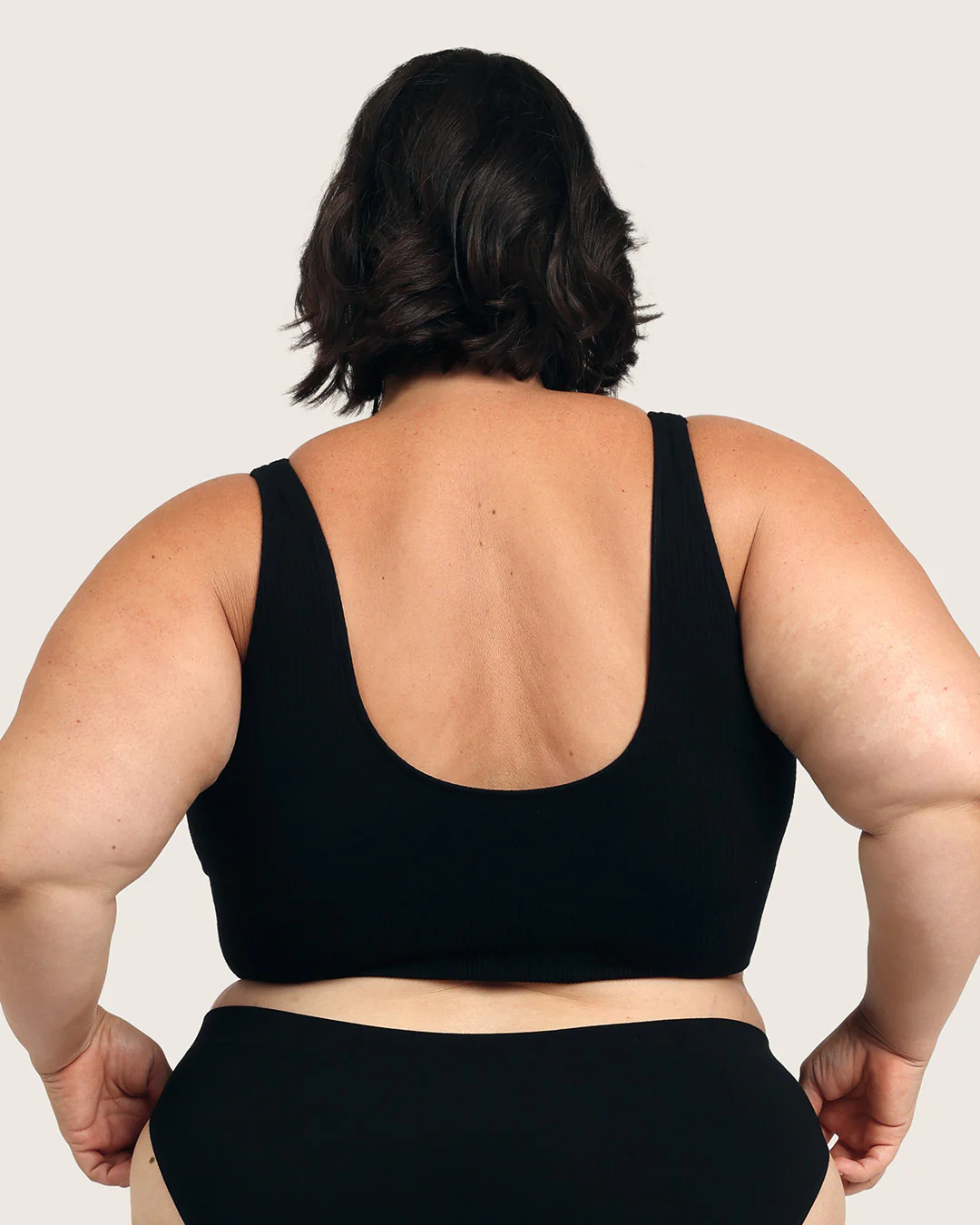 Ribbed Seamfree Crop - Black - Image 19