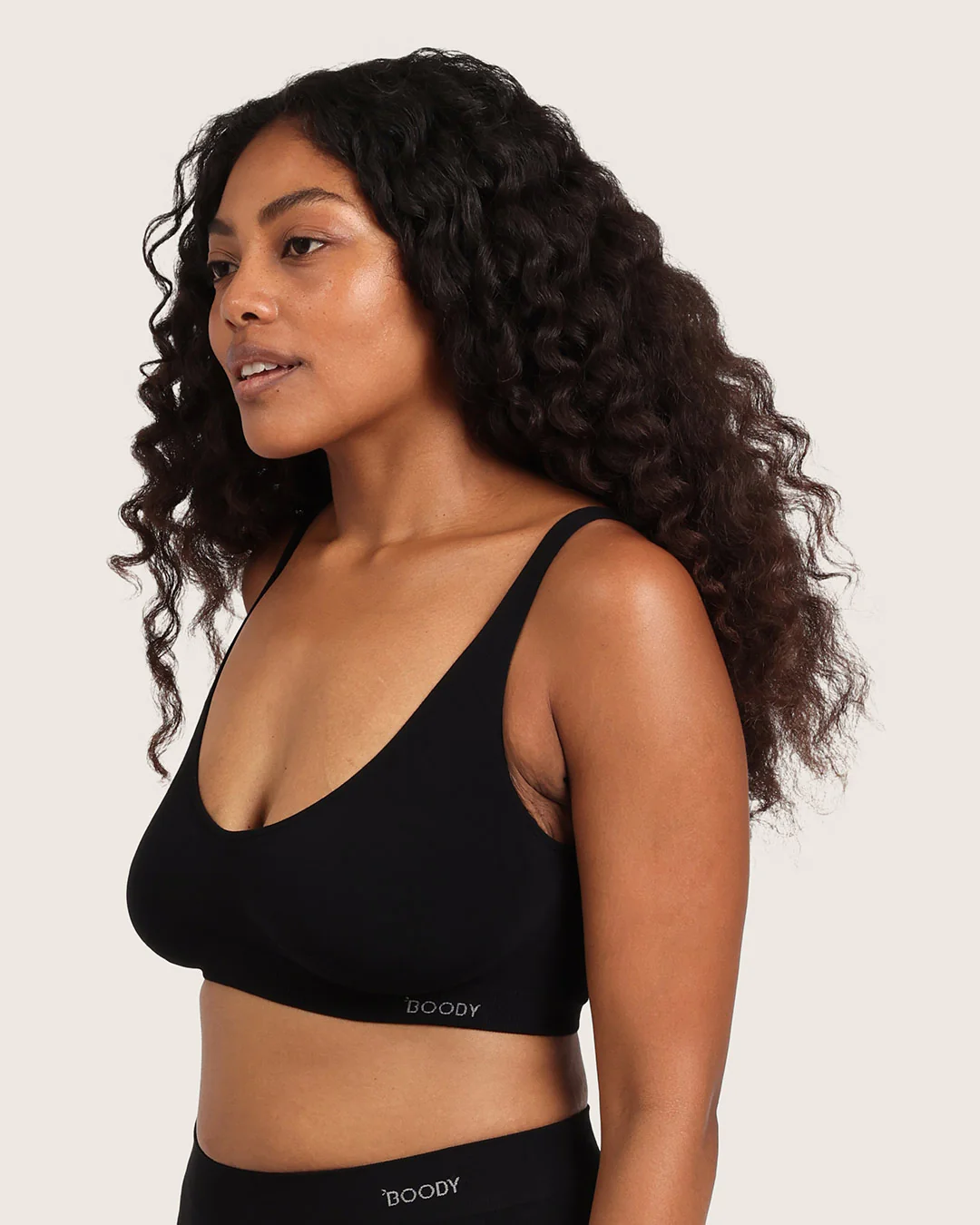 Seamfree Crop Bra - Black - Image 8