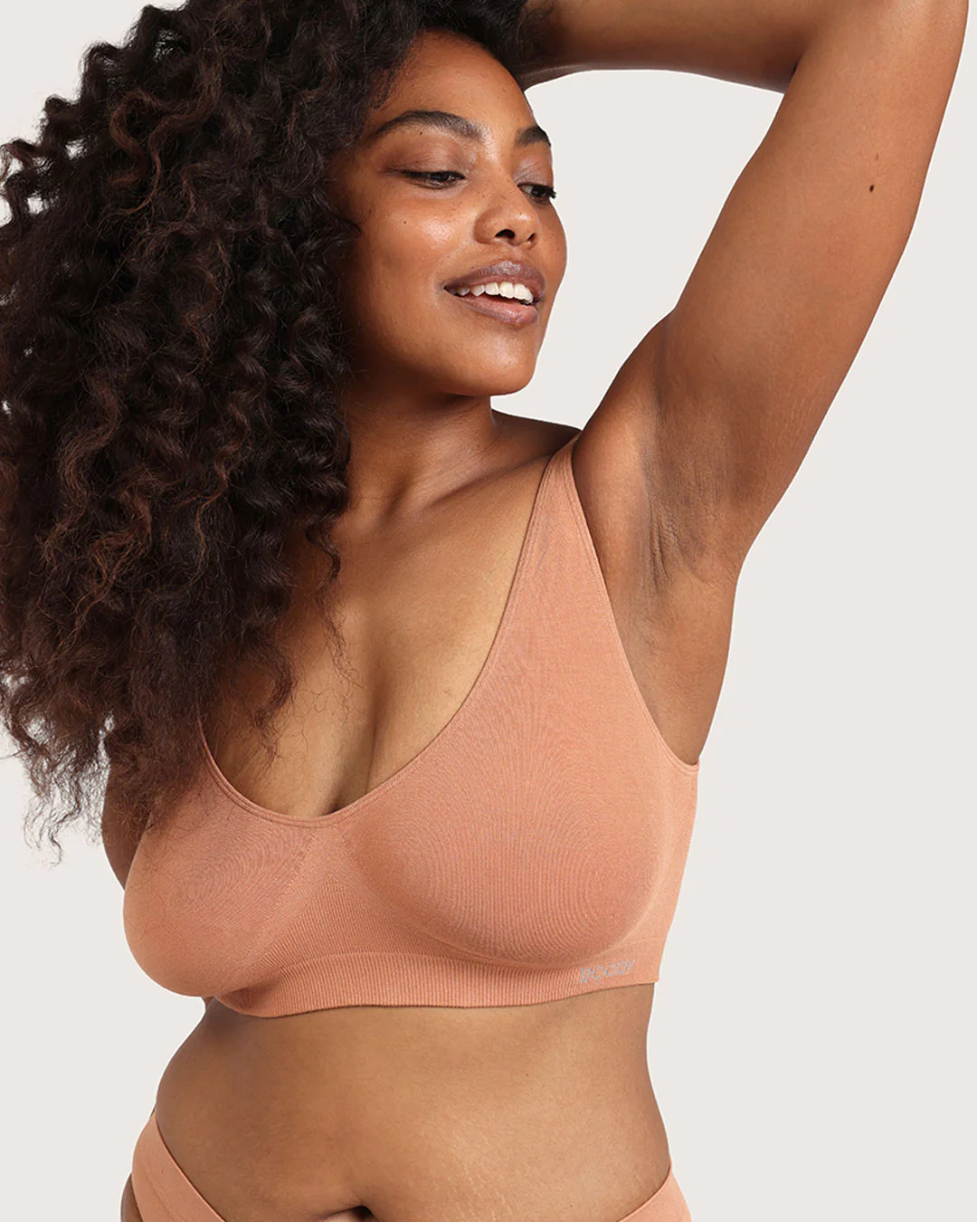 Seamfree Crop Bra - Dune - Image 12