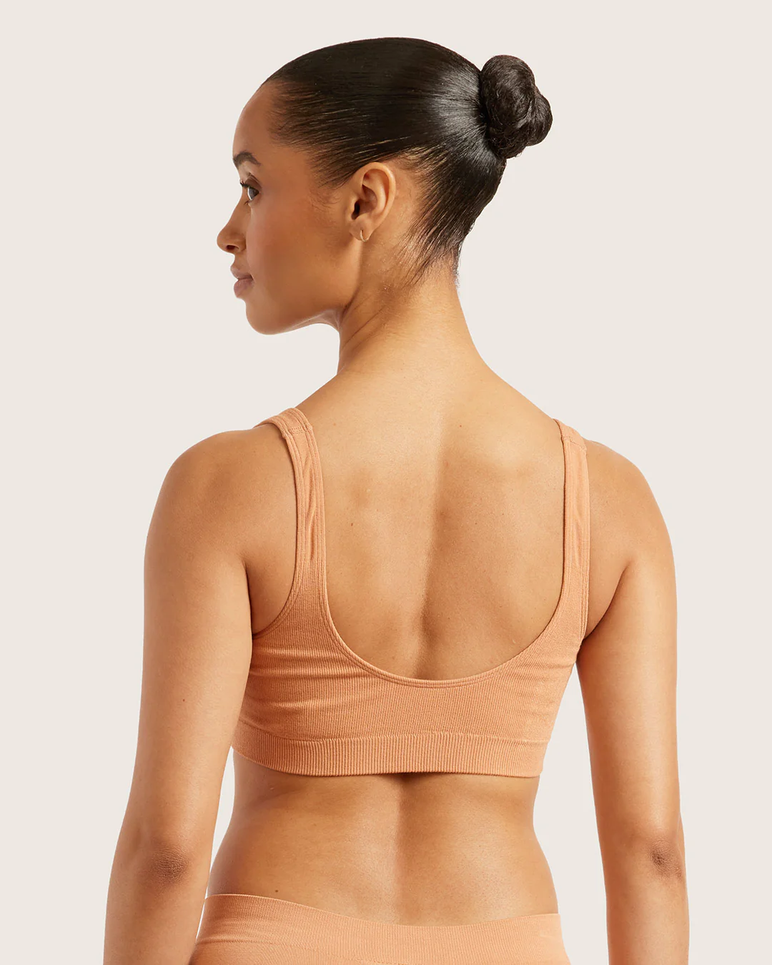 Seamfree Crop Bra - Dune - Image 2