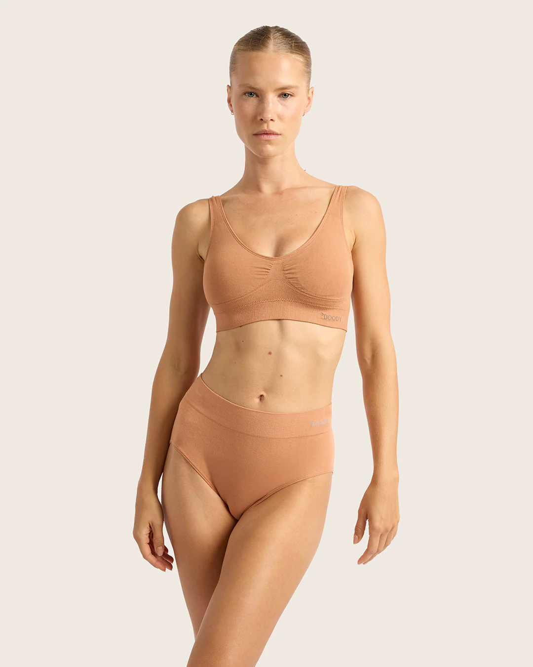 Seamfree Padded Crop Bra - Dune - Image 10