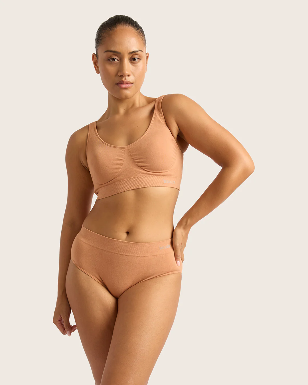 Seamfree Padded Crop Bra - Dune - Image 15