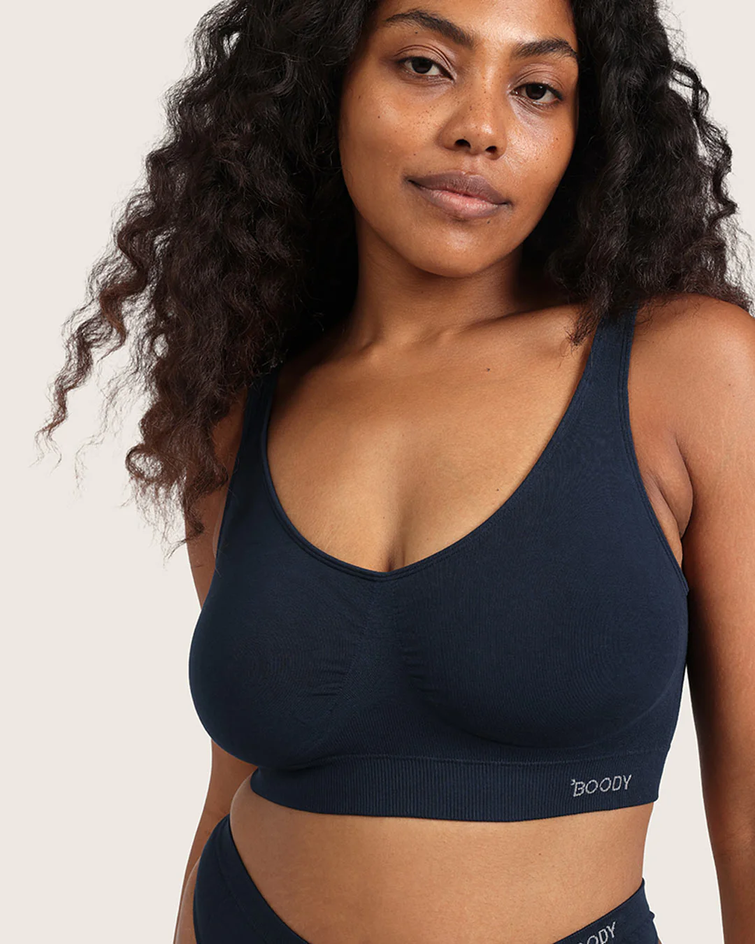 Seamfree Padded Crop Bra - Midnight - Image 10