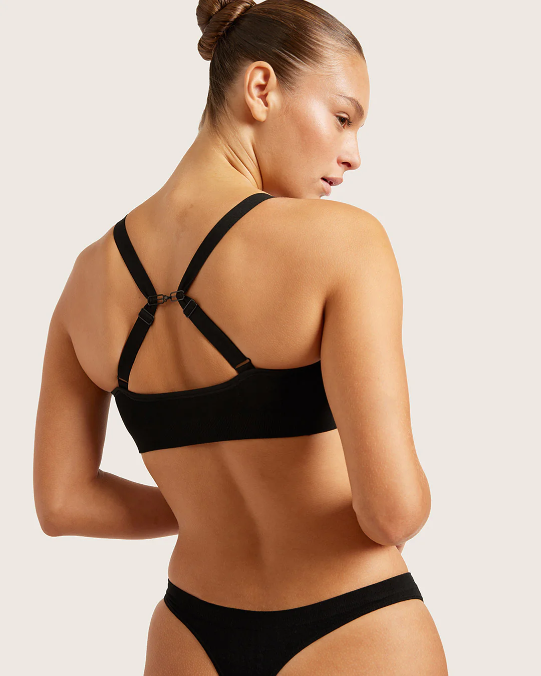 Wireless Full Bust T-Shirt Bra - Black - Image 6