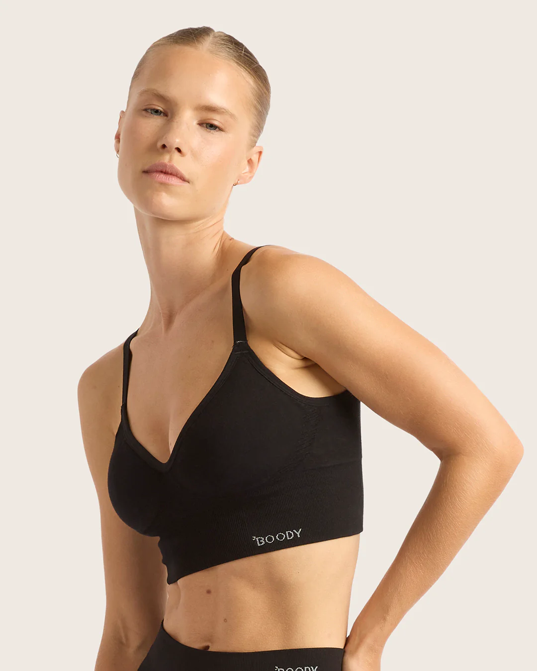 Wireless Low Back Bra - Black - Image 2