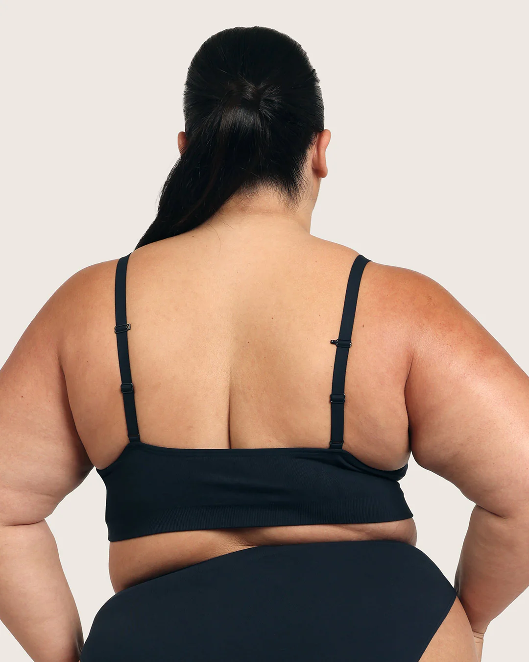 Wireless T-Shirt Bra - Midnight - Image 8