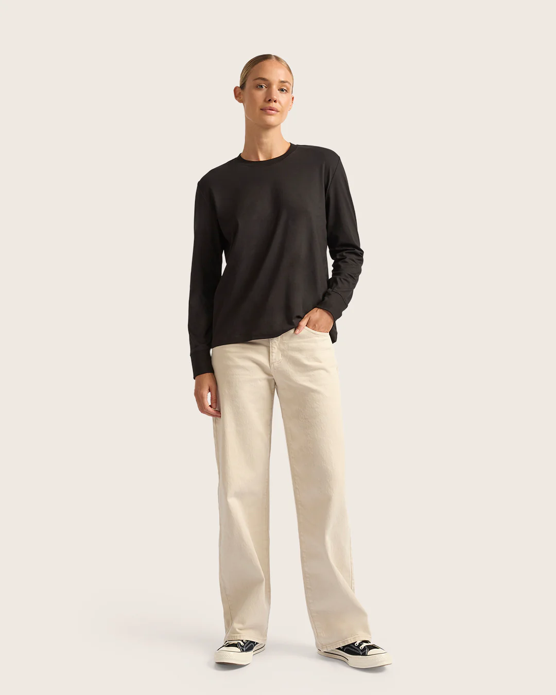 Women's Classic Long Sleeve T-Shirt - Black - Image 2