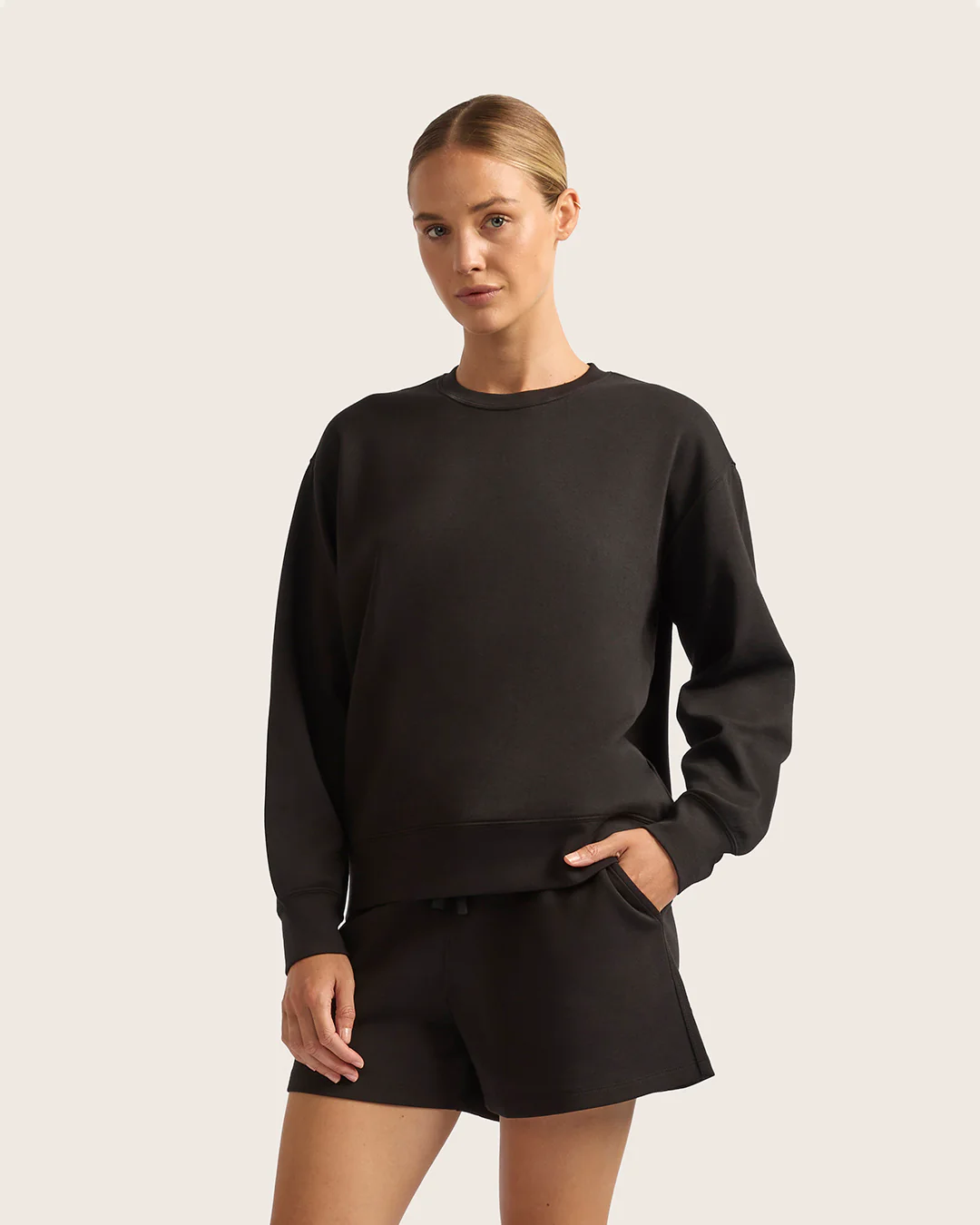Women's Crew Neck Sweater - Black - Image 4