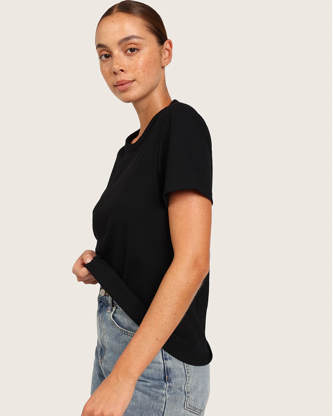 Women's Ribbed Crew Neck T-Shirt - Black - Image 3